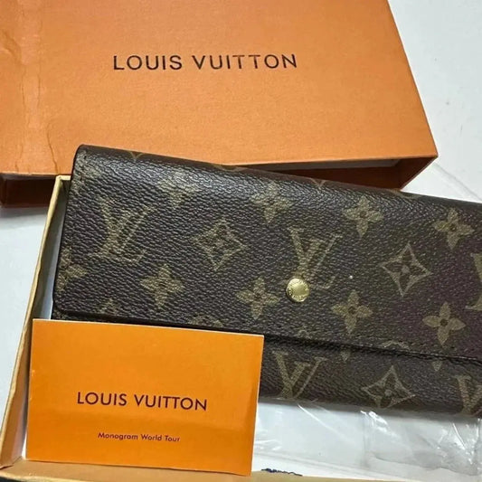 Authentic Louis Vuitton Portefeuille Sarah Long Wallet - Monogram Canvas NORTH WAVE   SCENTORA