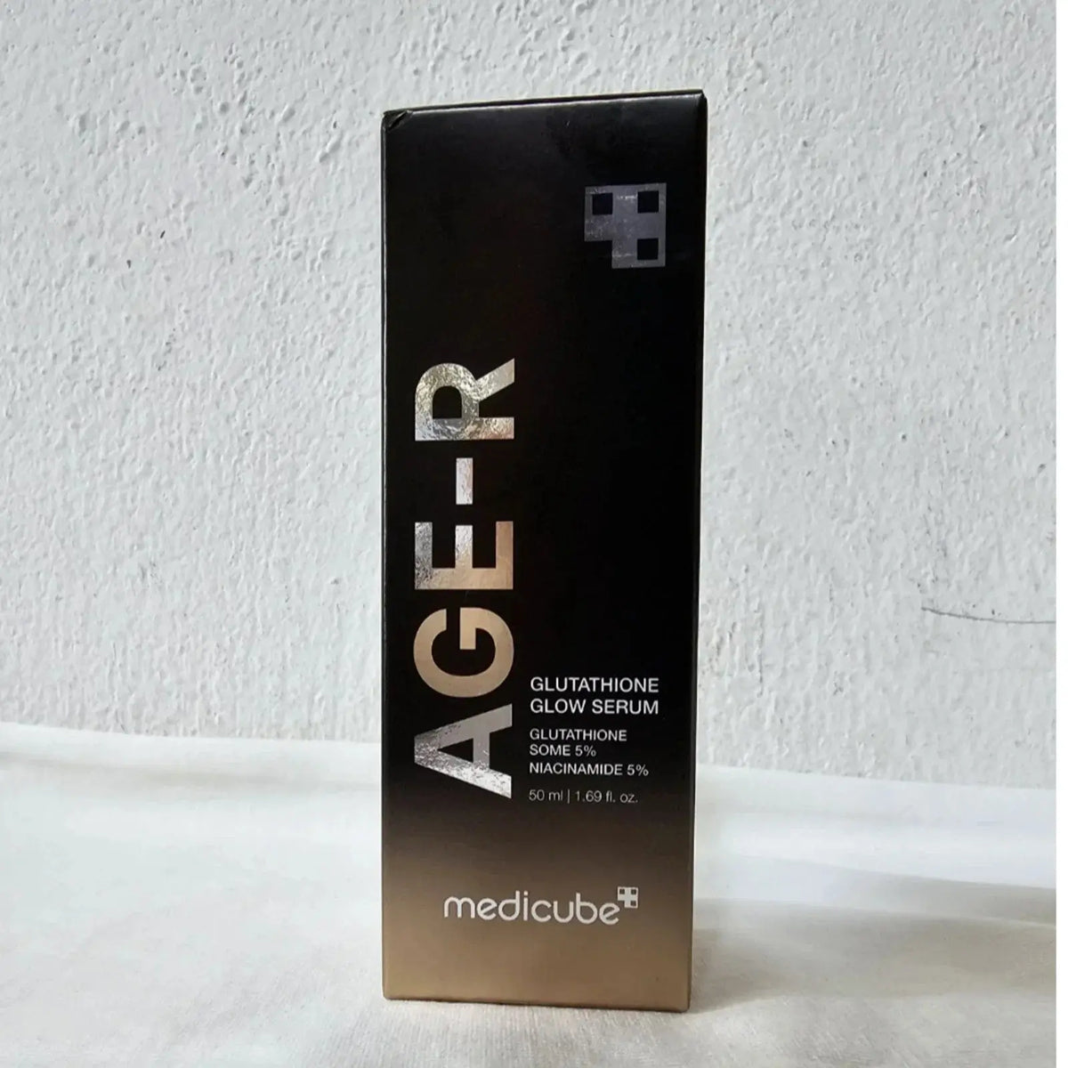 Medicube AGE-R Glutathione Glow Serum 5% Niacinamide - 50ml NORTH WAVE   SCENTORA